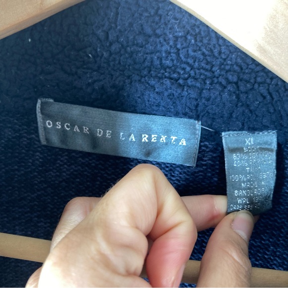 Oscar de la Renta Mens  1/4 zip sweater XL Pull Over Navy Minimalist - Picture 13 of 14